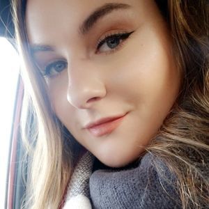 Meet your Posher, Marci